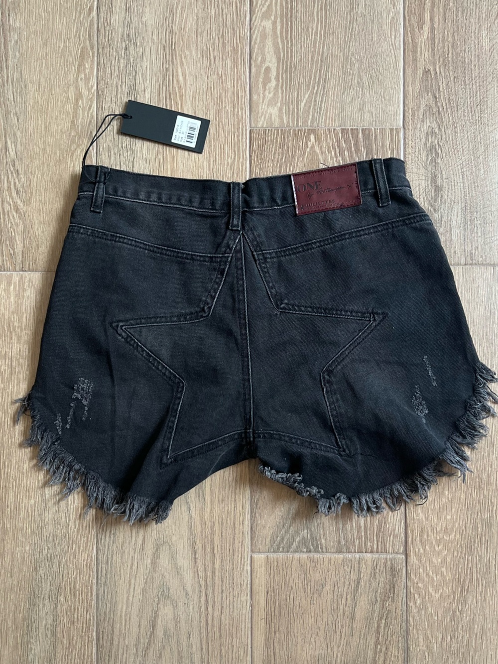 One Teaspoon Juliettes Black Star Denim Shorts NWT